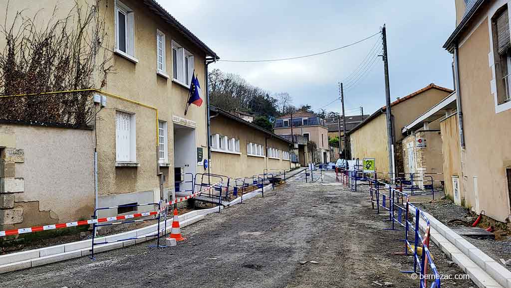 Poitiers, chantier réhabilitation du Pont-Neuf