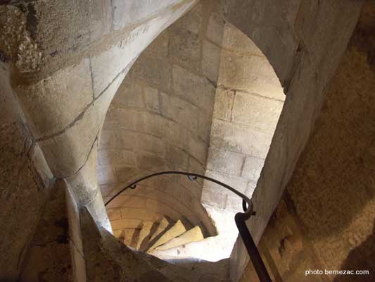 La Rochelle, la tour Saint-Nicolas, escalier, photo 075_04