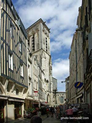 La Rochelle, rue Saint-Sauveur, photo 075_01