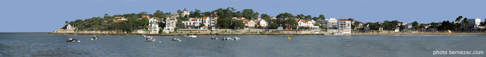 Saint-Palais-sur-Mer, vue panoramique de la plage au Pont du Diable