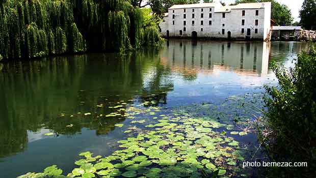 Chaniers, le Moulin de la Baine