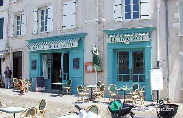 le port de La-Flotte-en-Ré et les quais