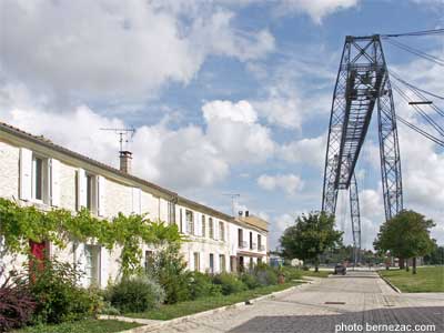 L'arrivéz au pont transbordeur de Rochefort