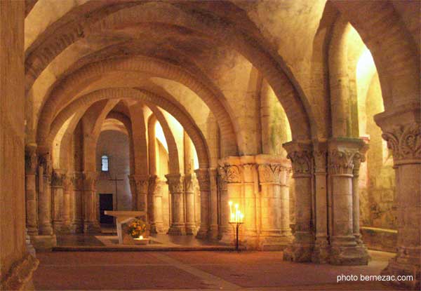 Saintes, église Saint-Eutrope_crypte