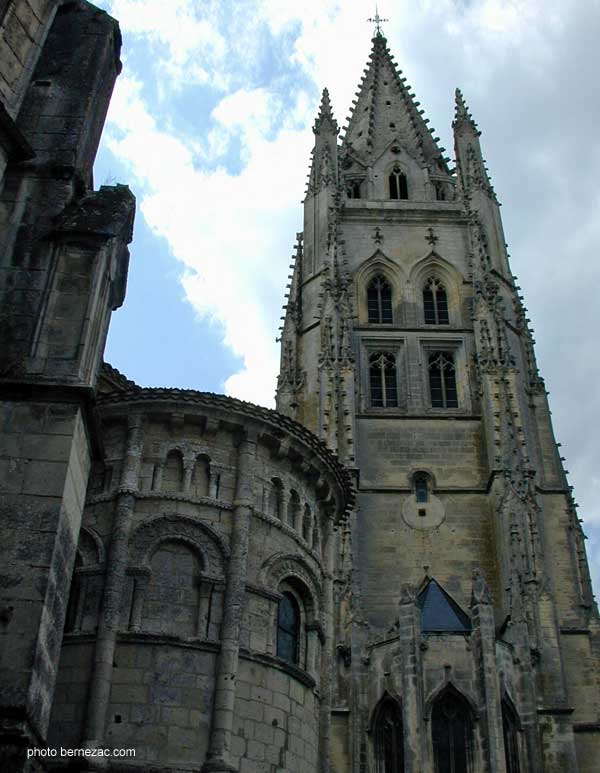 Saintes, église Saint-Eutrope extérieur