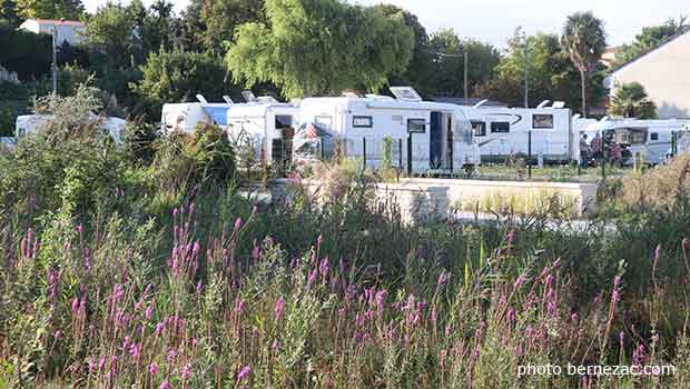 saint-palais-sur-mer aire camping-cars las roseaux