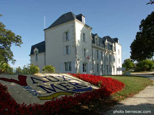 Vaux-sur-Mer, la mairie