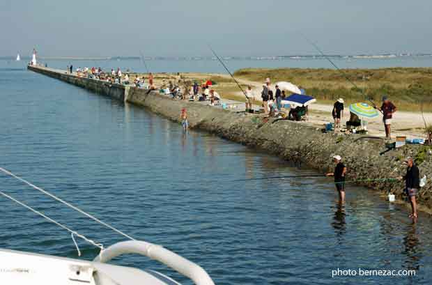 Boyardville, les pêcheurs du chenal de la Perotine