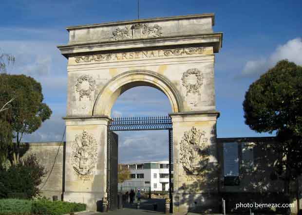 Rochefort, entrée de l'arsenal