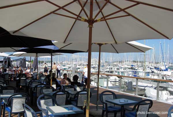 Royan, les restaurants des voûtes du port