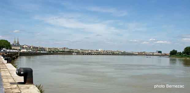 Bordeaux, la Garonne