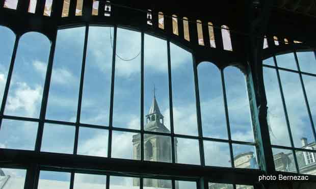 Cognac, vue de l'intérieur dur le clocher