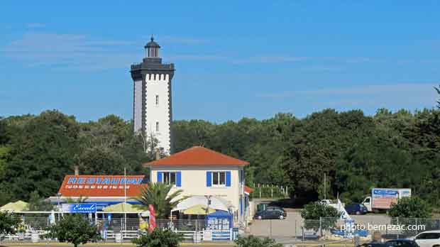 Le Verdon-sur-Mer, le phare de Grave