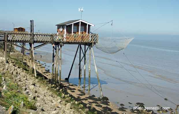 Jau-Dignac-Loirac, carrelet au phare de Richard