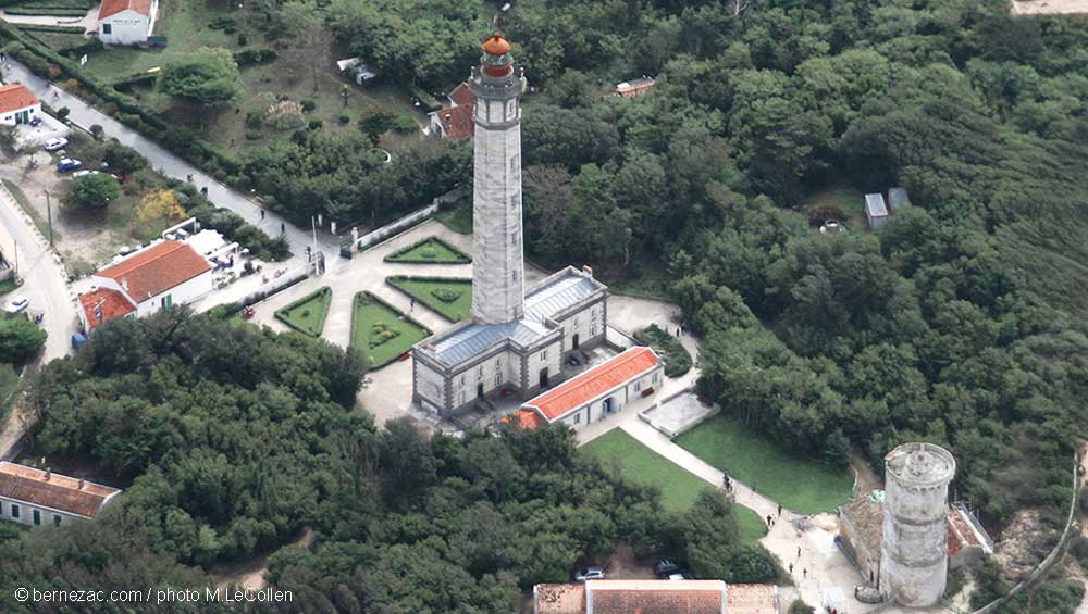 phare des baleines vue aerienne