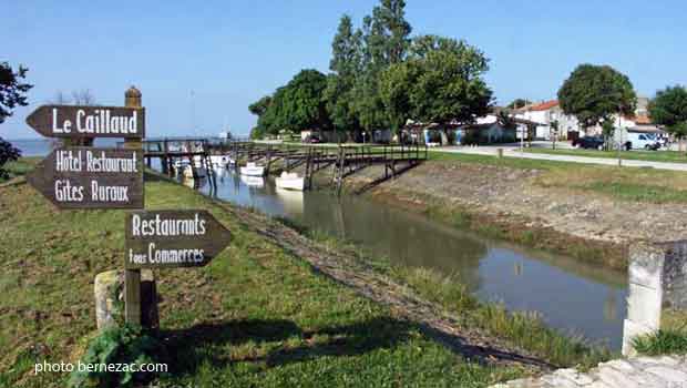 Talmont-sur-Gironde, vue sur le chenal