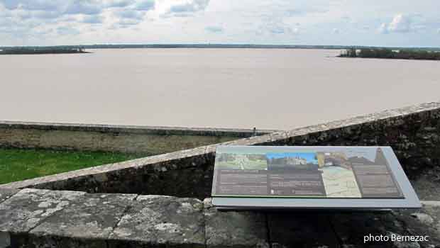 Citadelle de Blaye - vue sur la Gironde 