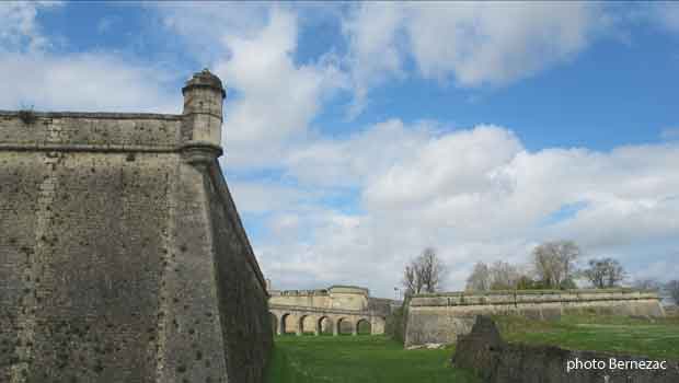 les remparts de la Citadelle de Blaye