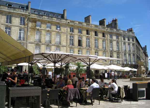 Bordeaux, place du Parlement