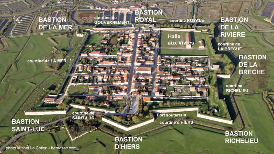 Brouage, vue aerienne avec bastions et courtines