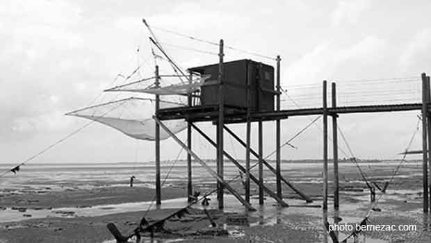 les carrelets de la baie d'Yves