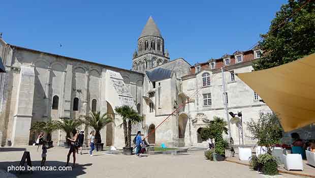 Saintes Abbaye aux Dames