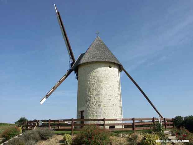 Jonzac, le moulin du Cluzelet