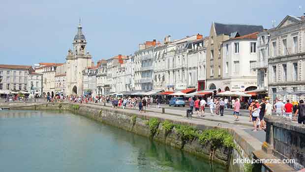 La Rochelle, La Grosse Horloge et le quai Duperré