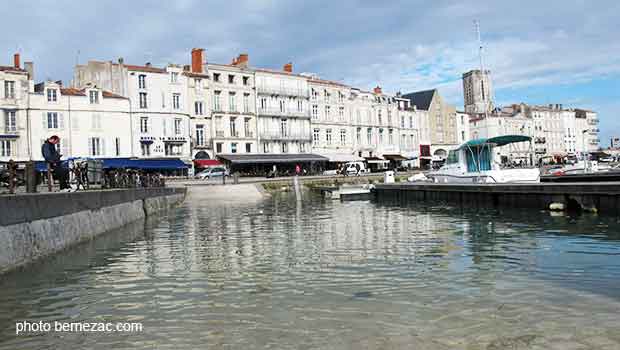 La Rochelle, grande marée au Vieux Port