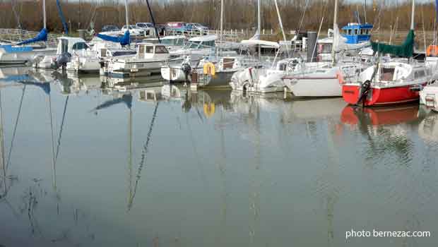 Meschers, port de plaisance