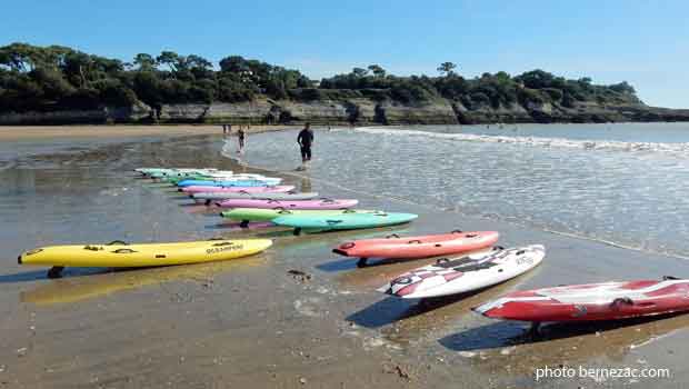 plage de Nauzan, surf