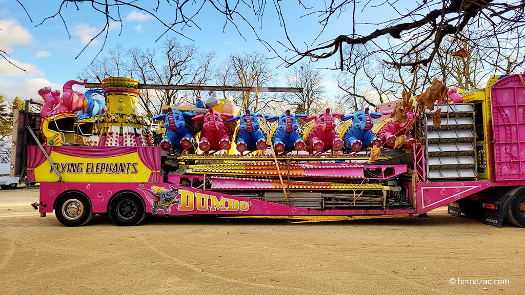 Noël à Poitiers, la Fête Foraine au parc de Blossac