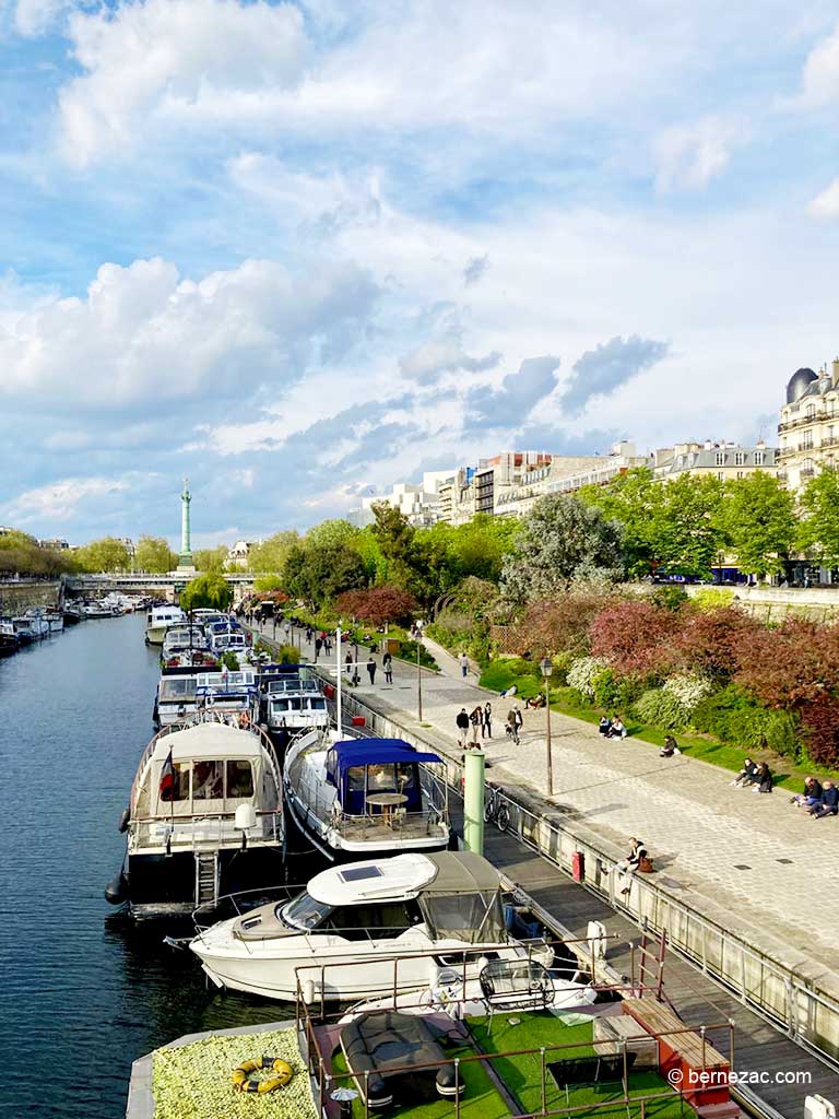 Paris, canal saint-martin et place de la Bastille