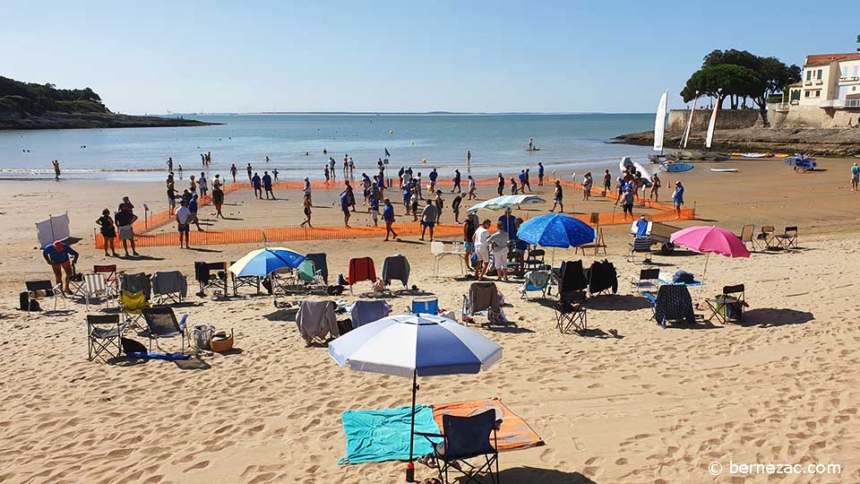 pétanque sur la plage à Saint-Palais-sur-Mer