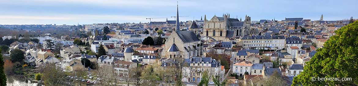 Poitiers, vue générale depuis les Dunes