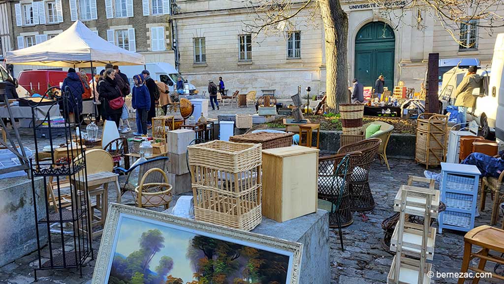 poitiers, brocante de noël 2023