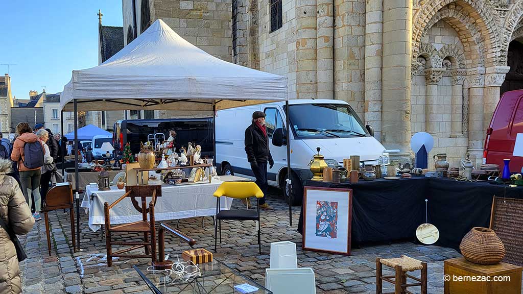 poitiers, brocante de noël 2023