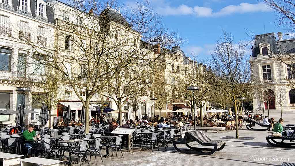 Poitiers, janvier place Leclerc