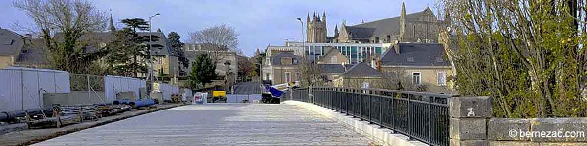 poitiers, chantier du Pont Neuf