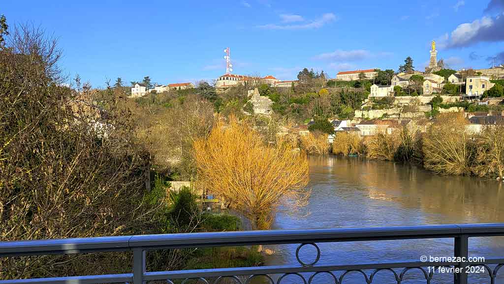 Poitiers, chantier réhabilitation du Pont-Neuf, février 2024