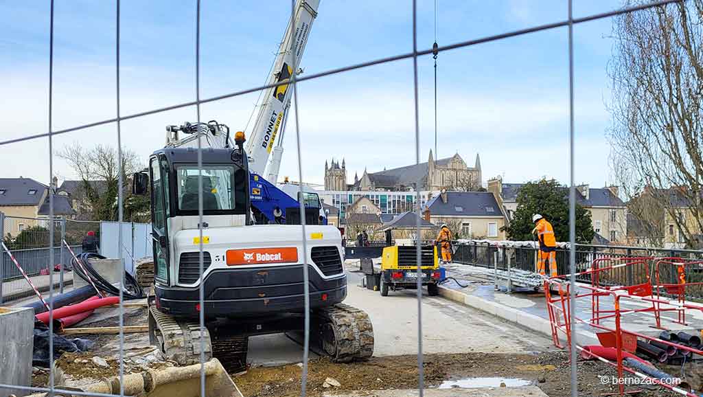 Poitiers, chantier réhabilitation du Pont-Neuf