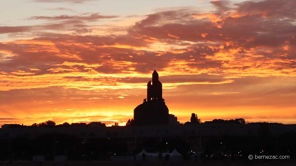 église de Royan, coucher de soleil