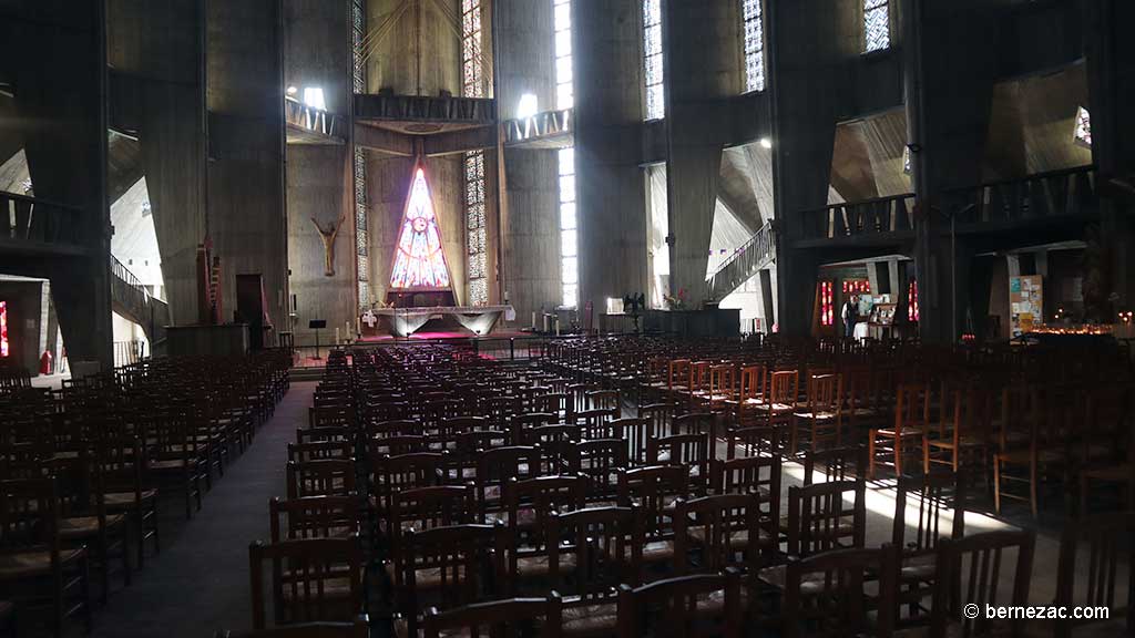 Royan église Notre-Dame, interieur 