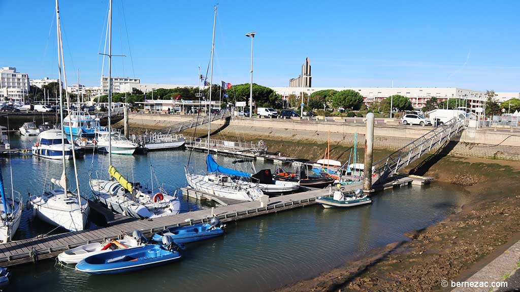 marée basse au port de Royan