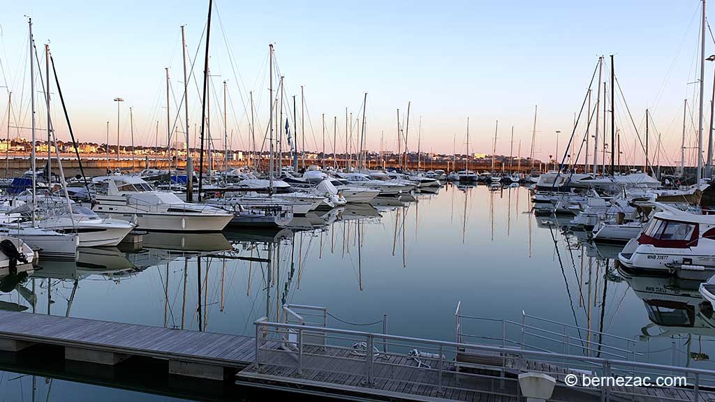 Royan, soir de février sur le port