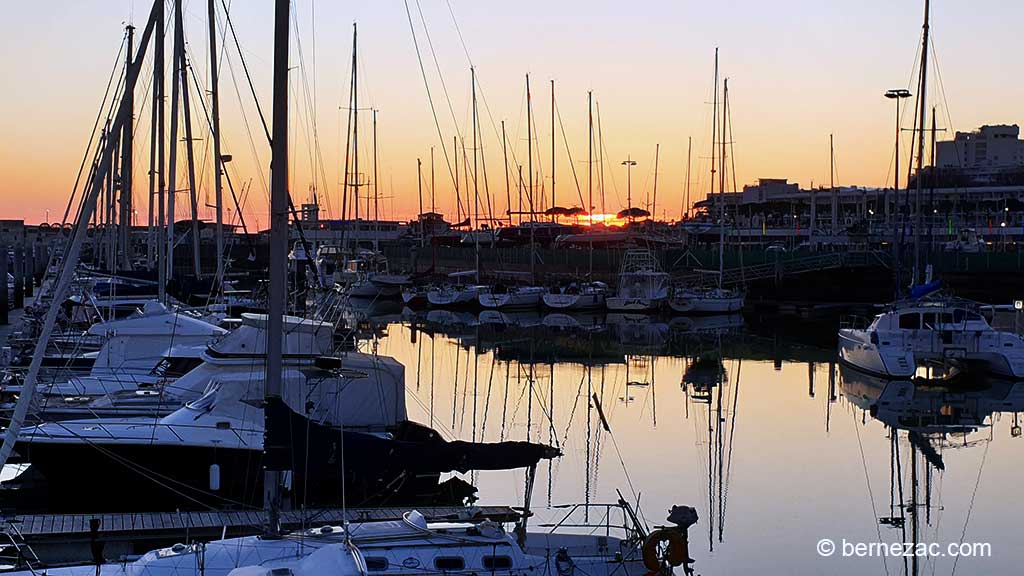 Royan, soir de février sur le port