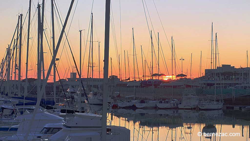 Royan, soir de février sur le port