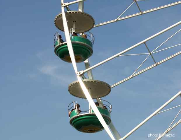 Royan, les nacelles de la grande roue