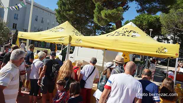 village tour de france Royan etape 10