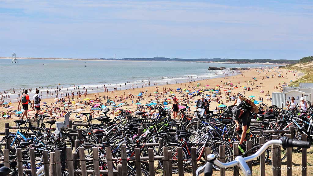 parking vélos à Saint-Palais-sur-Mer Grande-Côte